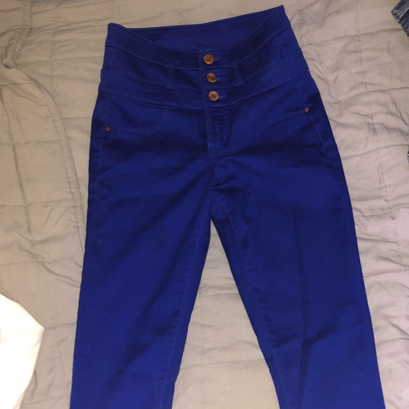 Bundle of skinny jeans. Size 2 - Picture 4 of 8